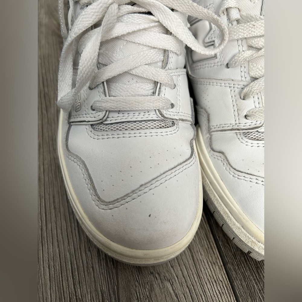 New Balance 550 White Women’s Size 7 – Classic Retro Basketball Sneaker - Picture 16 of 16
